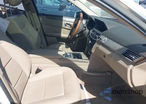 2010 Mercedes-Benz E 350 4Matic из США, поврежденный, VIN WDDHF8HB3AA176256